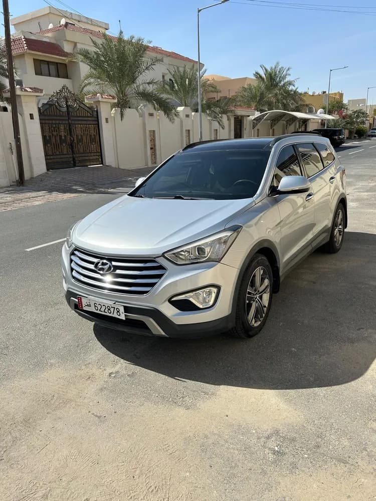 Used Hyundai Grand Santa Fe 3.3L AWD Top 2015