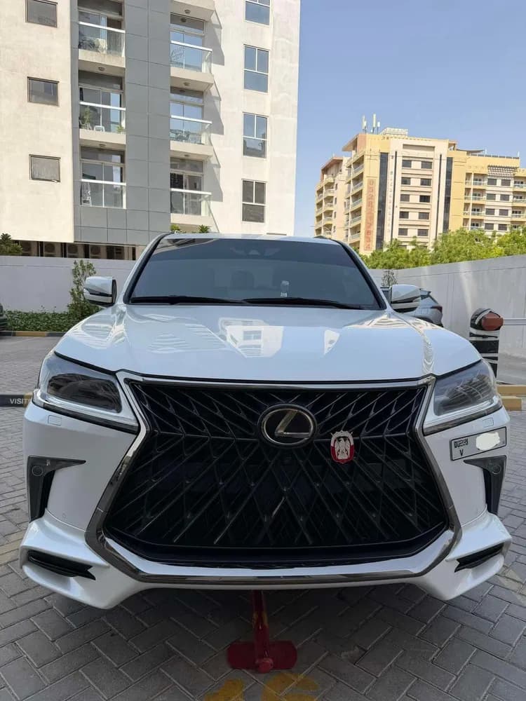 لكزس إل إكس 570 Platinum Signature 2020 مستعملة