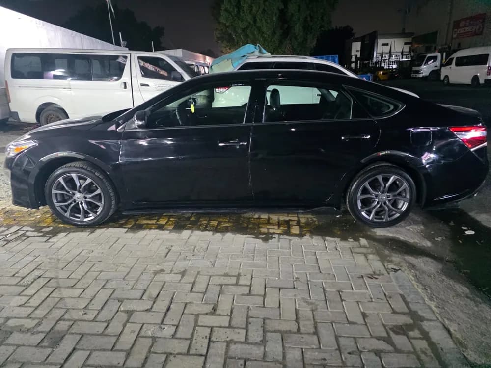 Used Toyota Avalon 3.5 Limited 2015