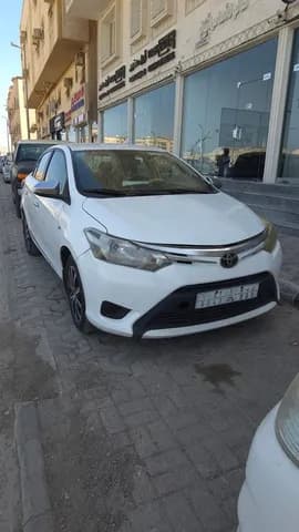 Used Toyota Yaris Sedan 1.3L Standard (M/T) 2015 Used Toyota Yaris Sedan 1.3L Standard (M/T) 2015 for sale