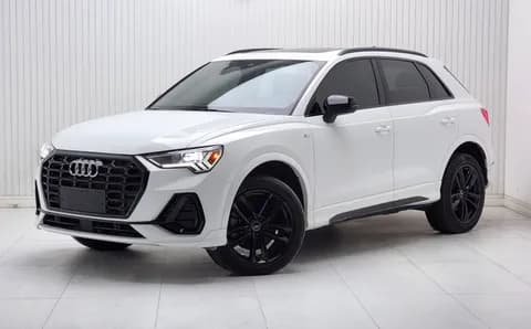 أودي كيو3 2.0L 220 HP 2024 مستعملة أودي كيو3 2.0L 220 HP 2024 مستعملة للبيع