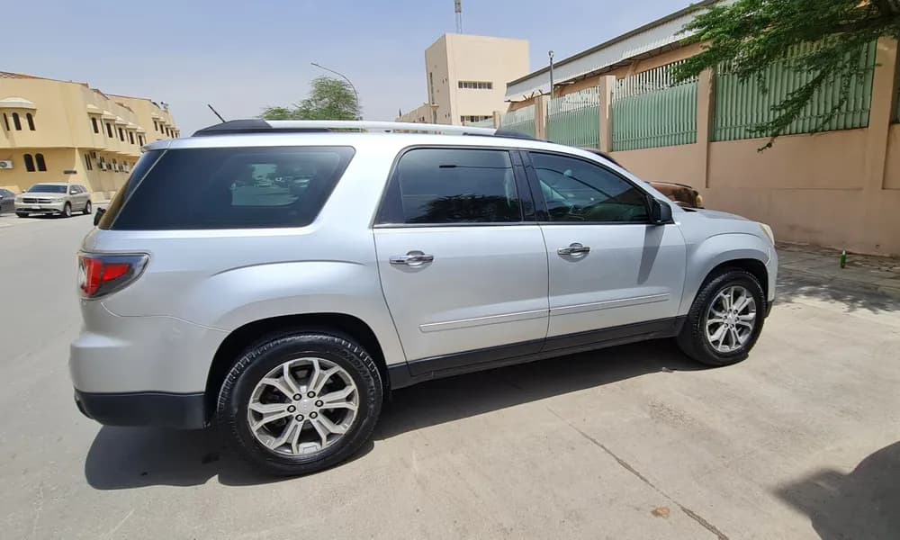Used GMC Acadia SLE 2014