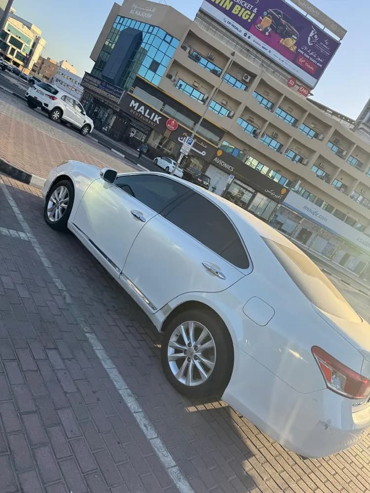 Used Lexus ES 350 4 door 3.5L 2010