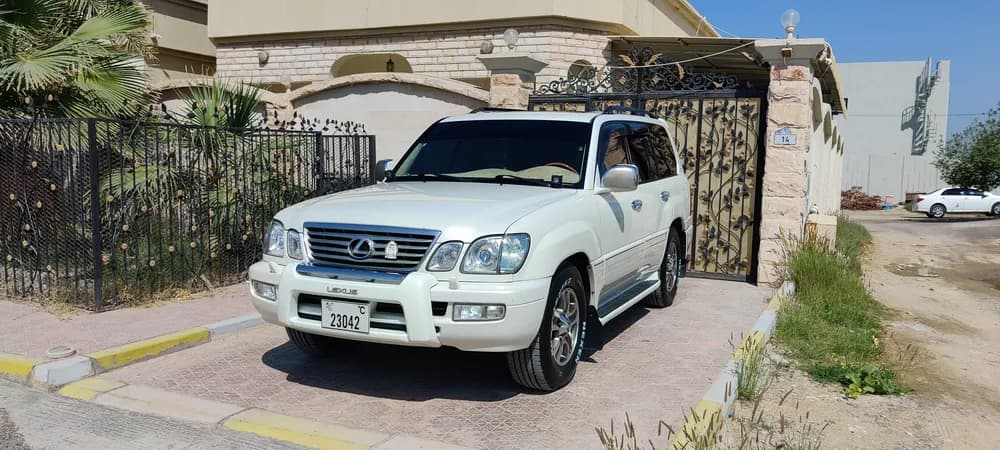 Used Lexus LX 4.7 Premier 2005