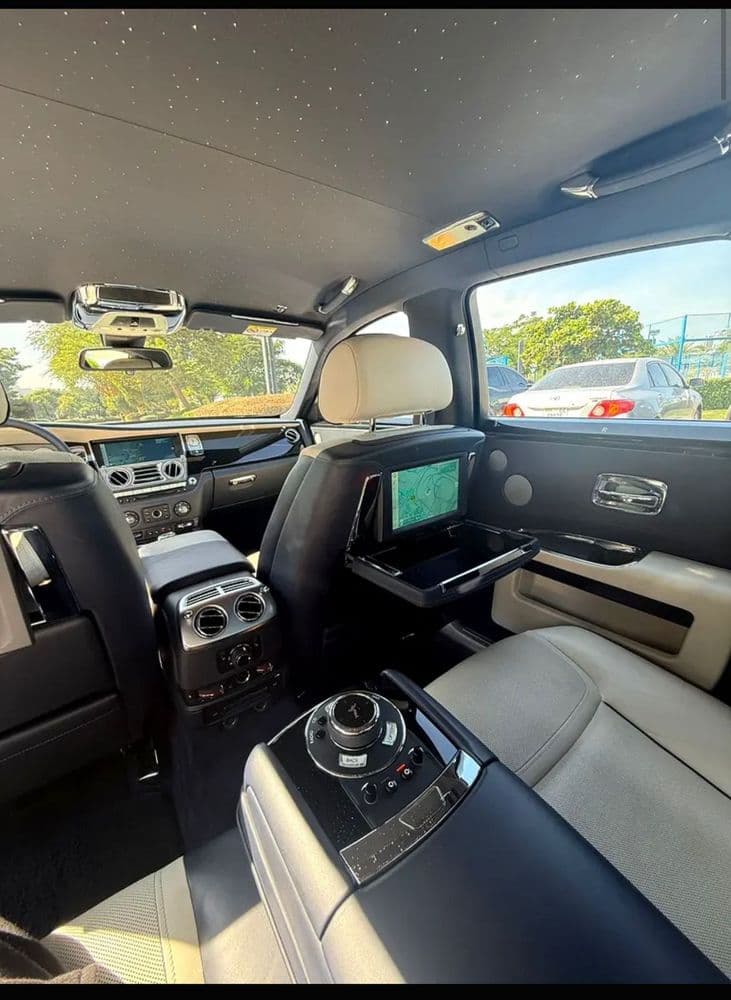 Used Rolls Royce Ghost 6.6L Black Badge (612 HP) 2017