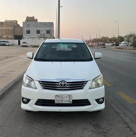 Used Toyota Innova 2.7L XL 2013 Used Toyota Innova 2.7L XL 2013 for sale