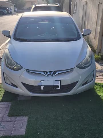 هيونداي إلنترا 1.6L 2015 مستعملة هيونداي إلنترا 1.6L 2015 مستعملة للبيع