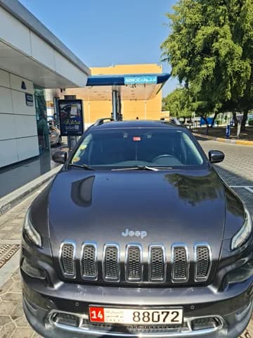 Used Jeep Cherokee 3.2L Limited 2014 Used Jeep Cherokee 3.2L Limited 2014 used_cars.forSale
