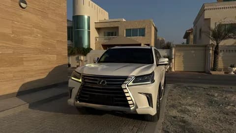 Used Lexus LX 570 5 door 5.7L 2017 Used Lexus LX 570 5 door 5.7L 2017 for sale