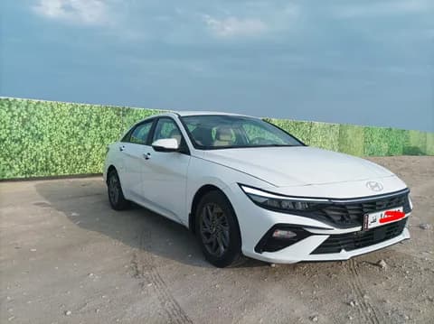 Used Hyundai Elantra 2.0L Comfort 2025