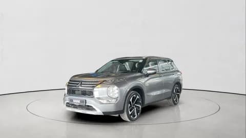ميتسوبيشي أوت لاندر 2024 مستعملة ميتسوبيشي أوت لاندر 2024 مستعملة used_cars.forSale