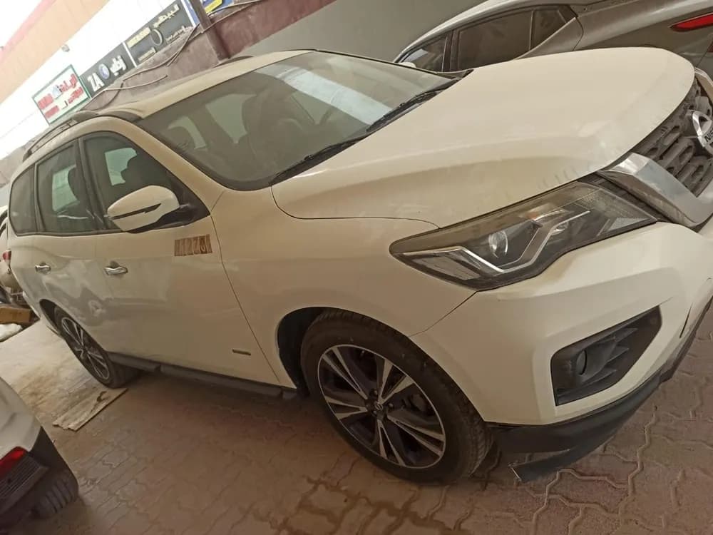 Used Nissan Pathfinder SV 4WD 2019