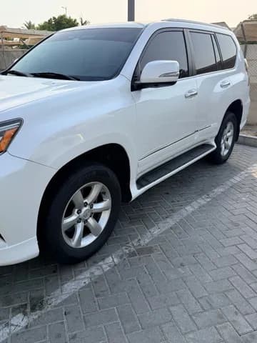 لكزس جي اكس 460 4 door 4.6L 2016 مستعملة لكزس جي اكس 460 4 door 4.6L 2016 مستعملة للبيع
