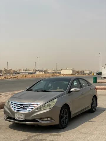 Used Hyundai Sonata 2013 Used Hyundai Sonata 2013 used_cars.forSale