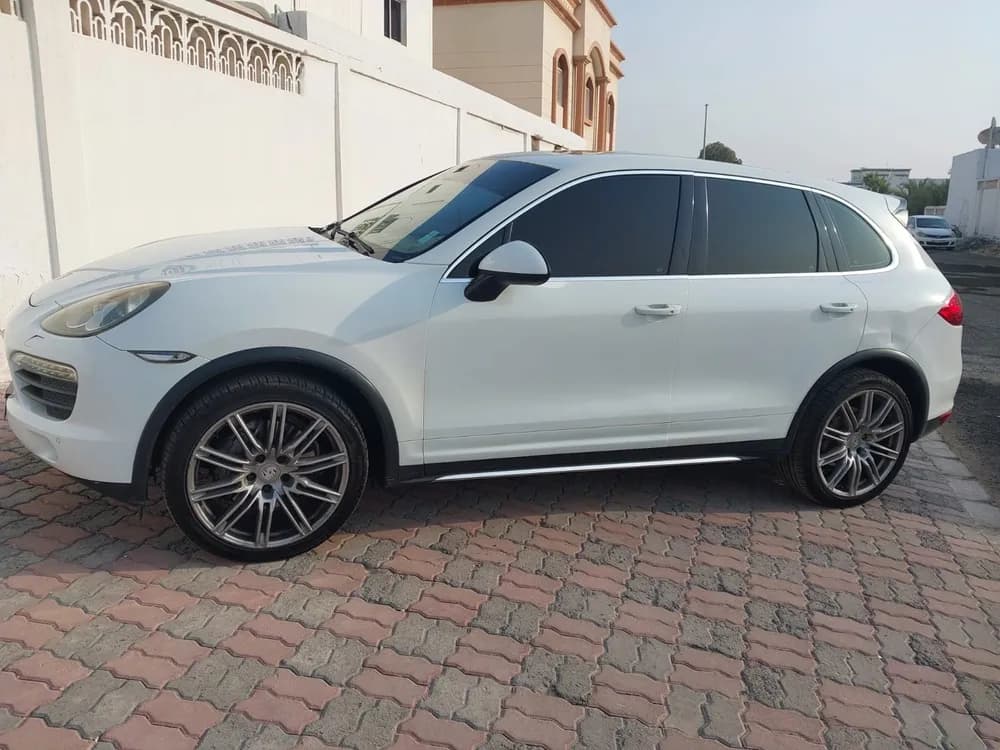 Used Porsche Cayenne S 2013
