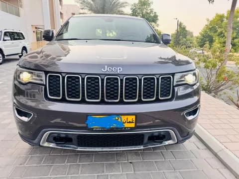 جيب جراند شيروكي لمتيد 2017 مستعملة جيب جراند شيروكي لمتيد 2017 مستعملة used_cars.forSale