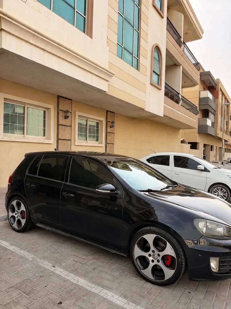 Used Volkswagen Golf GTI Package 1 (230 HP) 2012