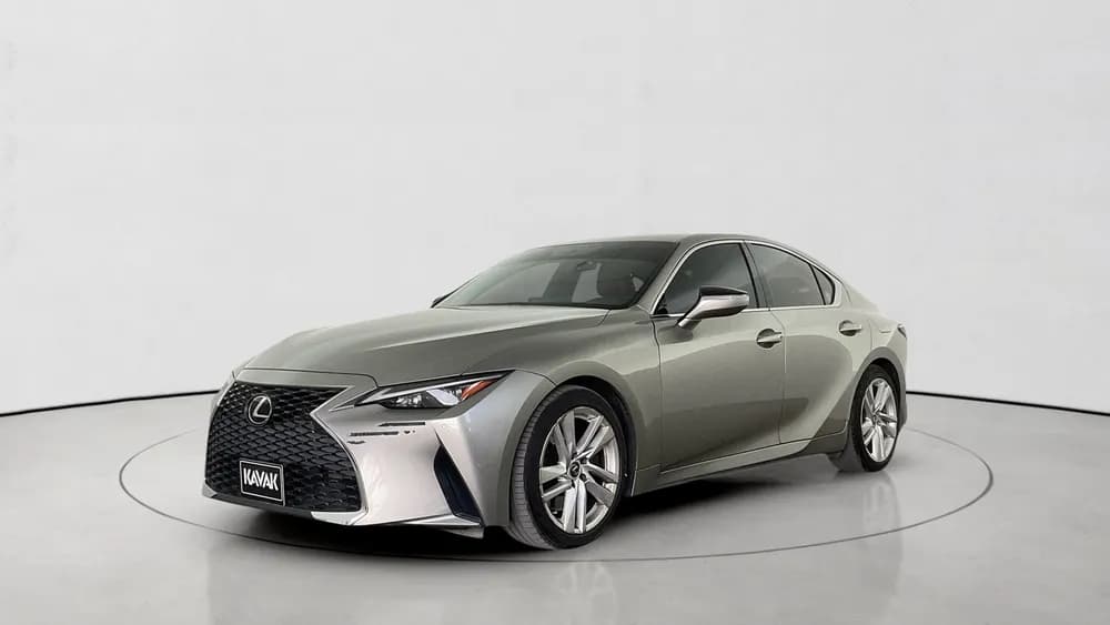Used Lexus IS 2022