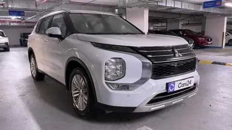 ميتسوبيشي أوت لاندر 2025 مستعملة ميتسوبيشي أوت لاندر 2025 مستعملة used_cars.forSale
