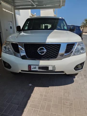 نيسان باترول 5.6L XE 2014 مستعملة