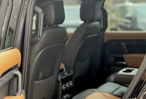 لاند روفر ديفيندر 2024 مستعملة لاند روفر ديفيندر 2024 مستعملة used_cars.forSale