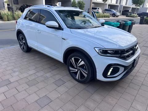 فولكس فاجن t-roc 1-4l-tsi-r-line 2023 مستعملة فولكس فاجن t-roc 1-4l-tsi-r-line 2023 مستعملة used_cars.forSale