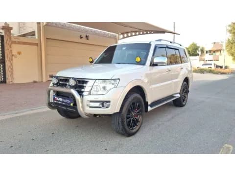 Used Mitsubishi Pajero 2016 Used Mitsubishi Pajero 2016 used_cars.forSale