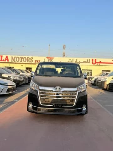 New Toyota Granvia 3.5L Premium 2026 New Toyota Granvia 3.5L Premium 2026 used_cars.forSale