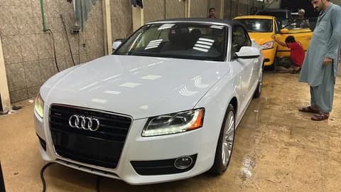 أودي كابريوليه أي5 2.0L (225 HP) 2013 مستعملة أودي كابريوليه أي5 2.0L (225 HP) 2013 مستعملة used_cars.forSale